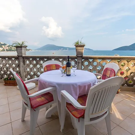 Sea Line Apartments Herceg Novi Exterior photo