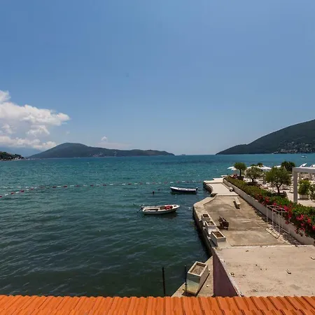Sea Line Apartments Herceg Novi Exterior photo
